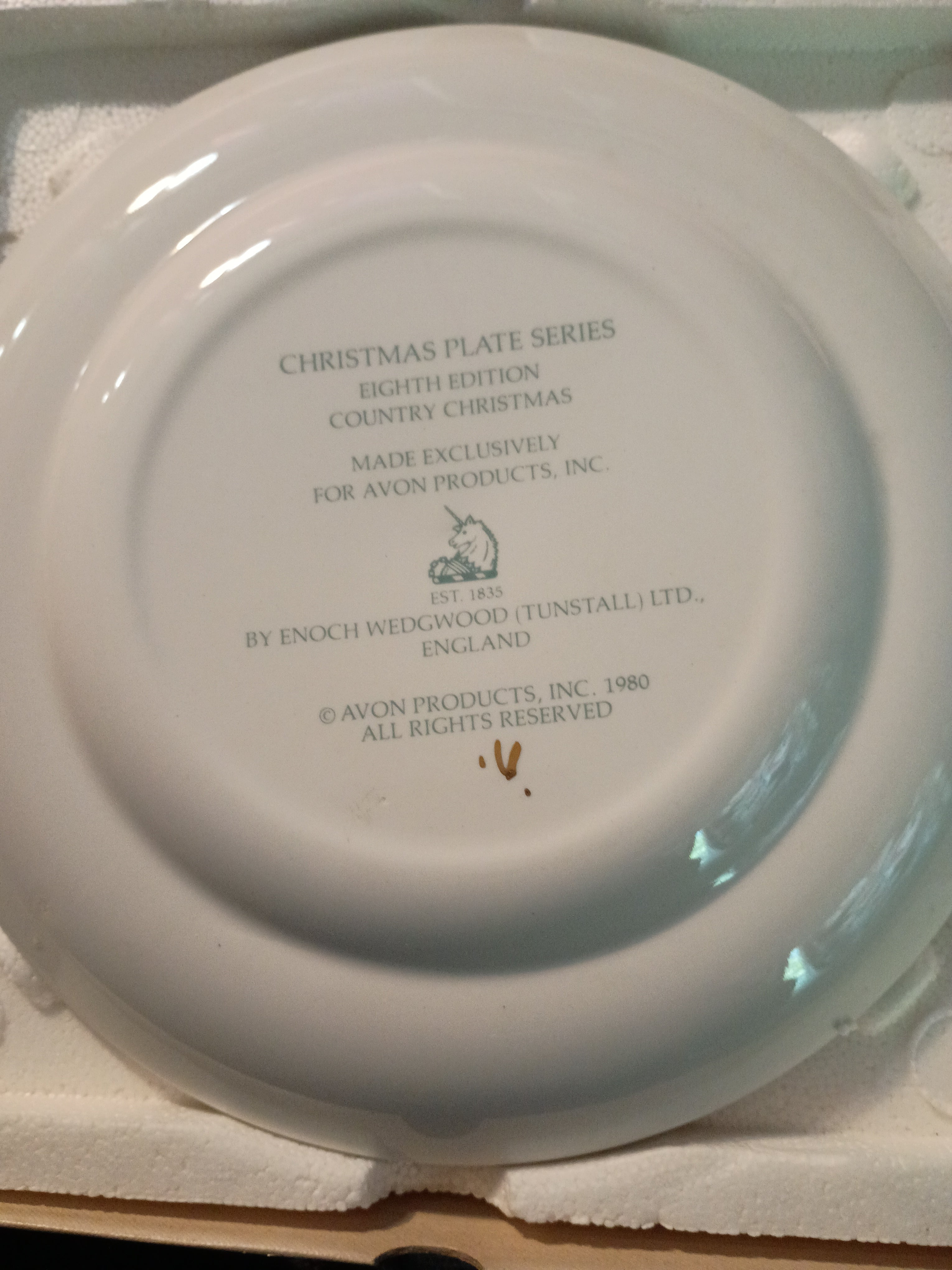 Vintage Collectibles – Antique Crystal, Tea Sets & Rare Finds