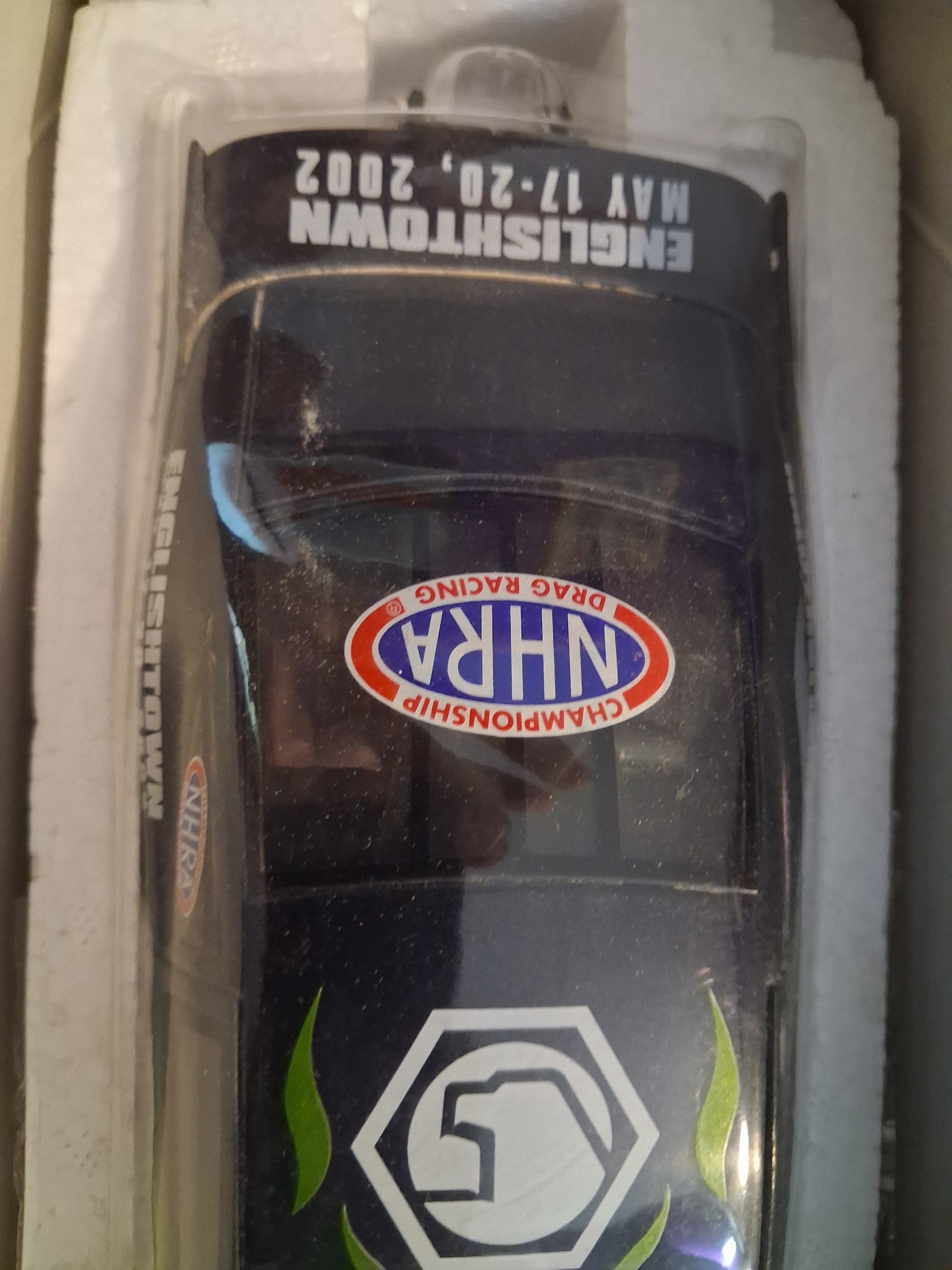 1/24 Scale NASCAR Diecast Cars – Dale Earnhardt Sr, Jr & More