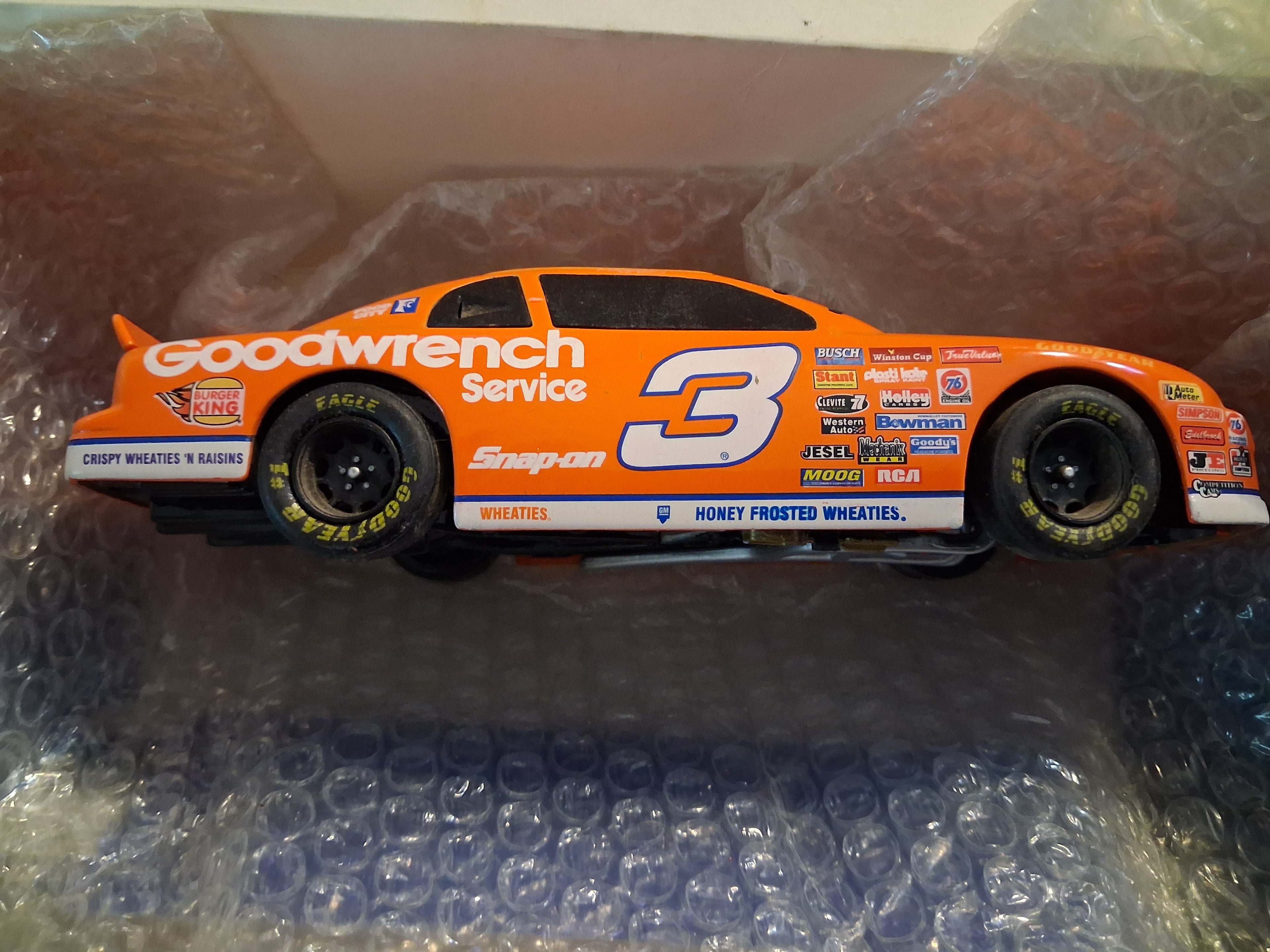 1/24 Scale NASCAR Diecast Cars – Dale Earnhardt Sr, Jr & More