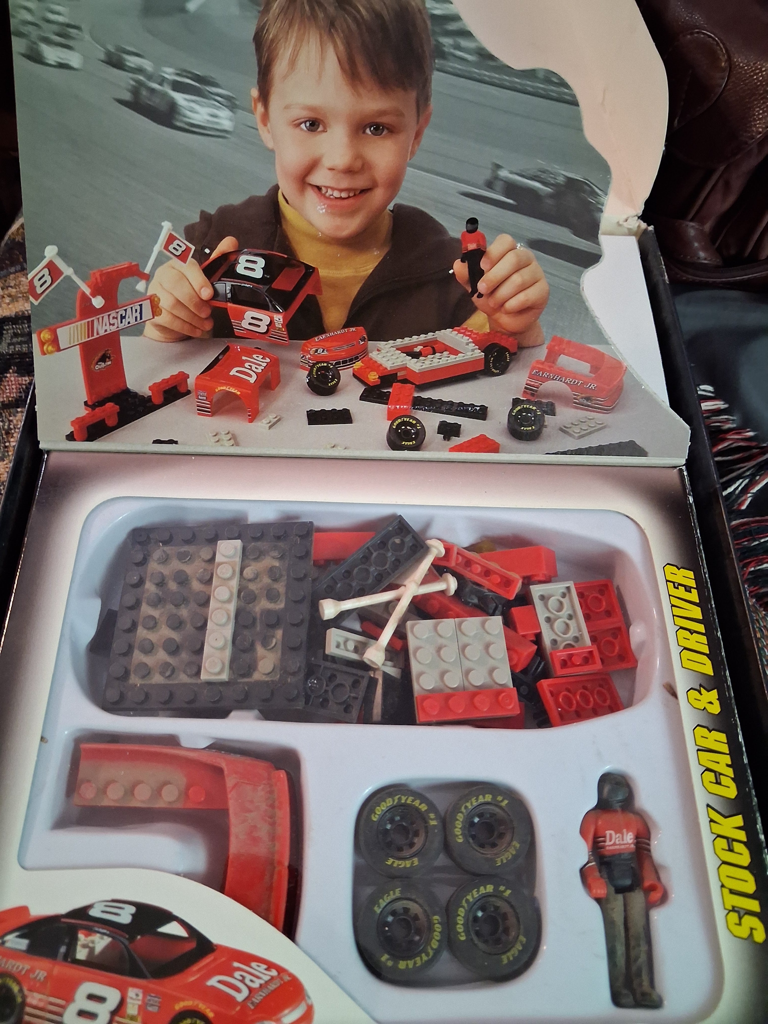 1/24 Scale NASCAR Diecast Cars – Dale Earnhardt Sr, Jr & More