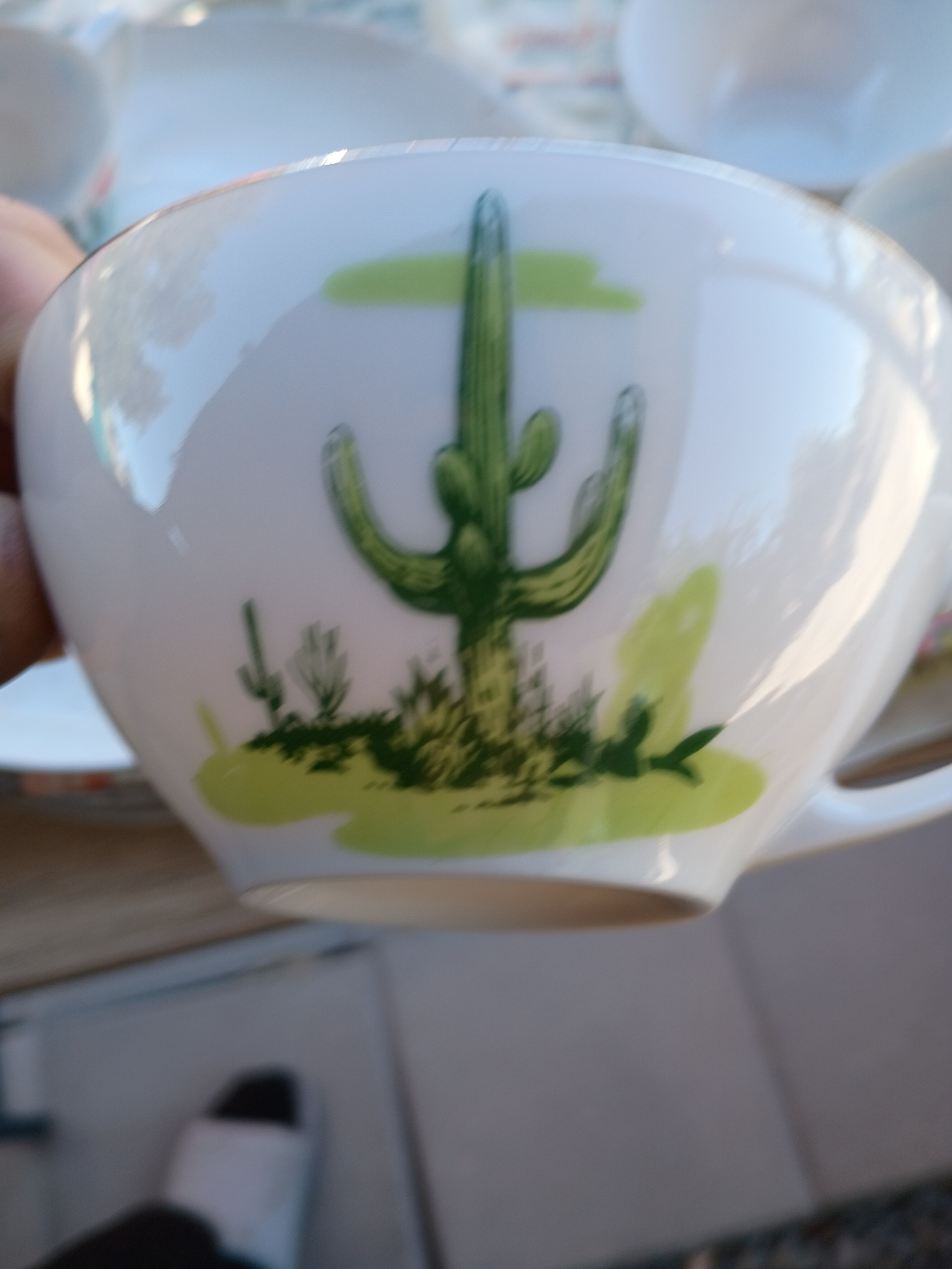 Vintage Collectibles – Antique Crystal, Tea Sets & Rare Finds